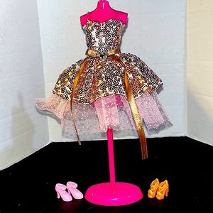 BARBIE DOLL DRESS & SHOES